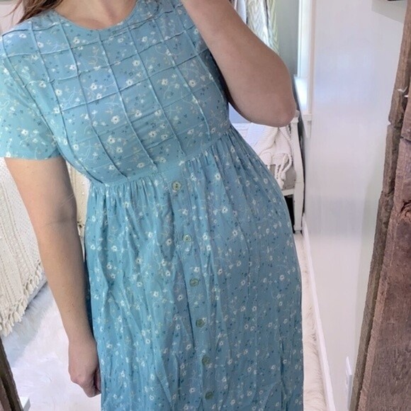 Erika Studios vintage petite medium floral maxi dress - Picture 6 of 10